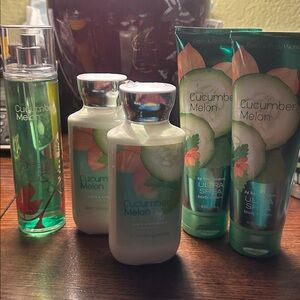 Bath & Body Works Cucumber Melon Body Wash Set - Green and White